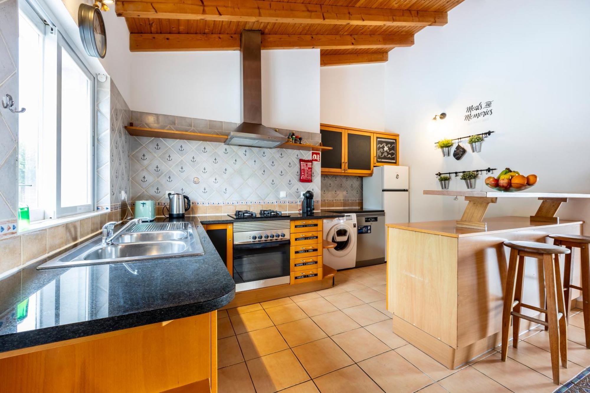 Anchorhouse Portugal Hotel อัลเจซูร์ ภายนอก รูปภาพ