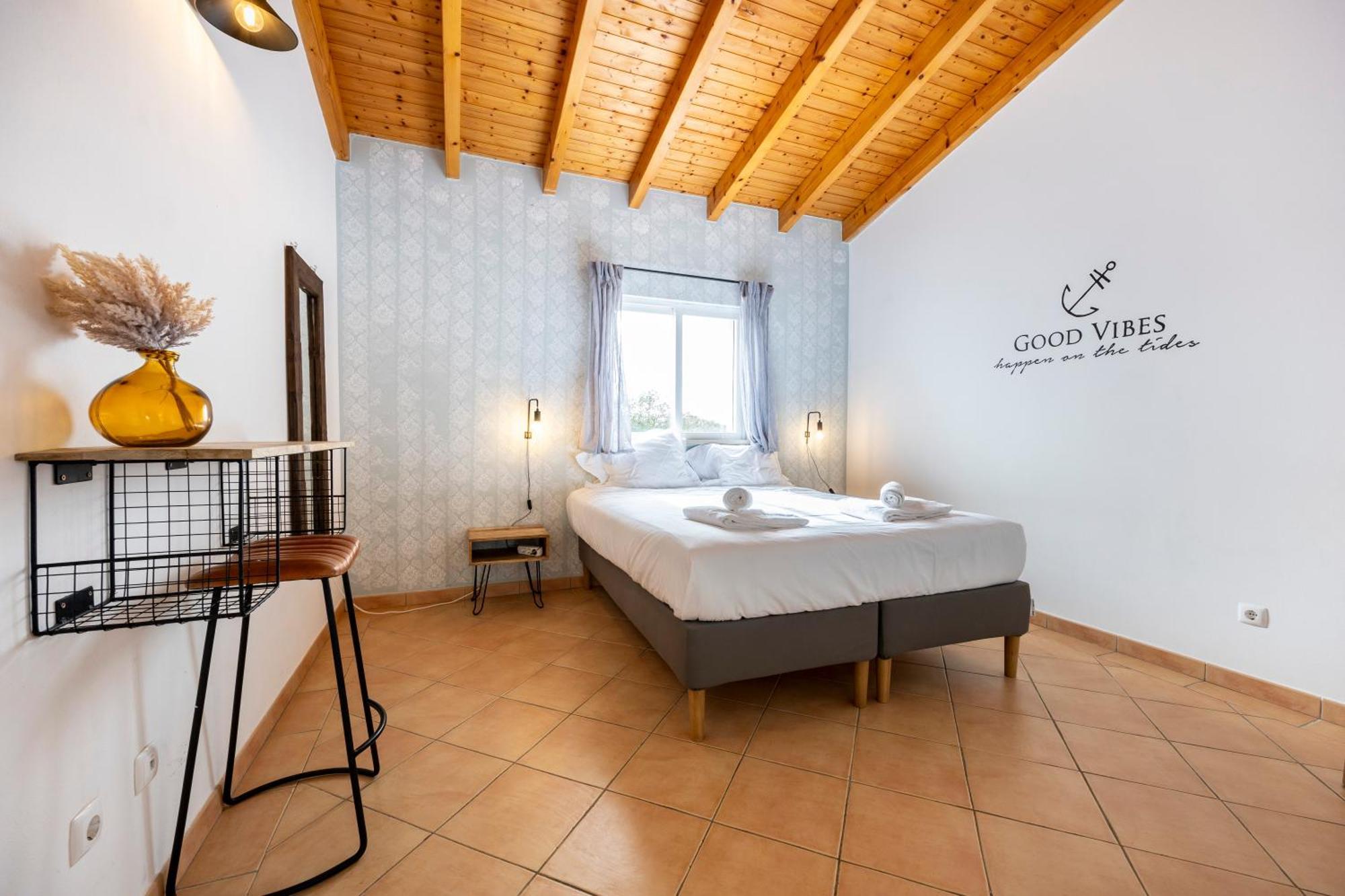 Anchorhouse Portugal Hotel อัลเจซูร์ ภายนอก รูปภาพ