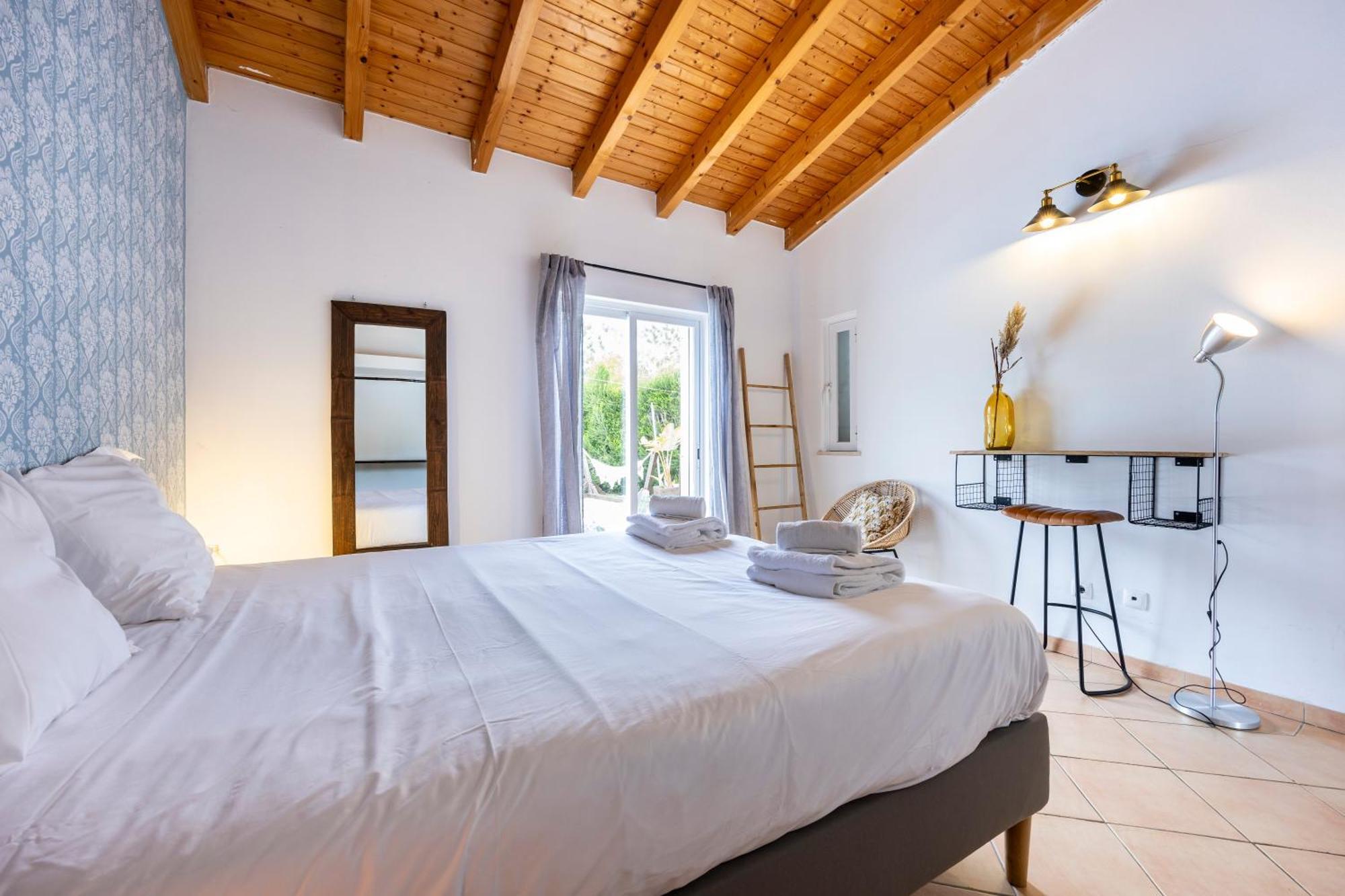 Anchorhouse Portugal Hotel อัลเจซูร์ ภายนอก รูปภาพ