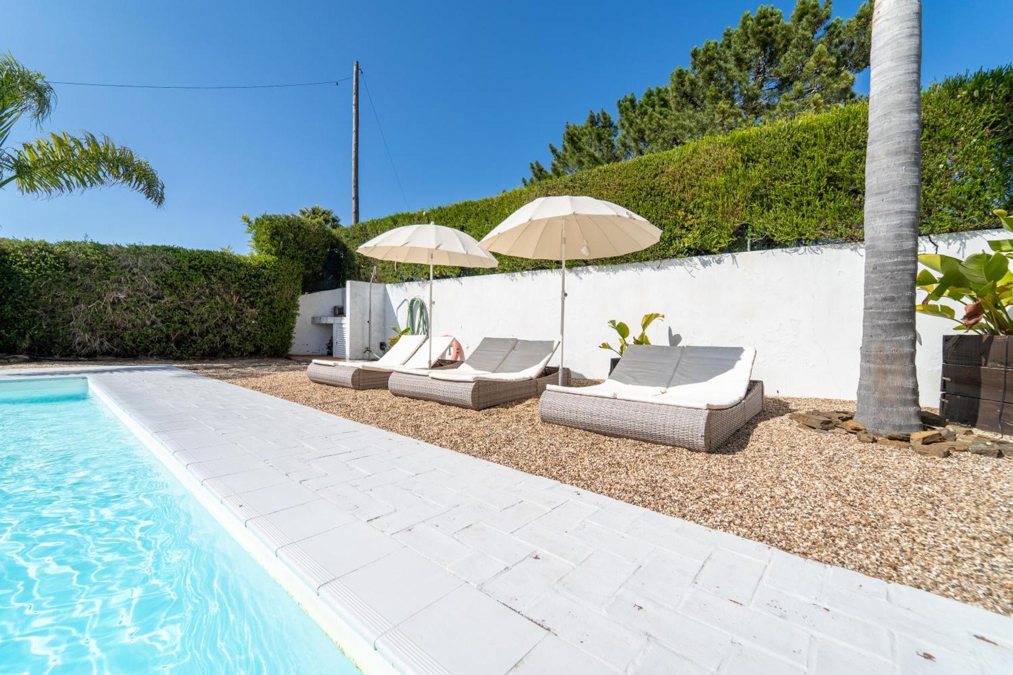 Anchorhouse Portugal Hotel อัลเจซูร์ ภายนอก รูปภาพ